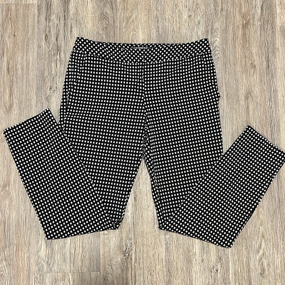 Express Columnist Checkered Pants - Picture 2 of 16